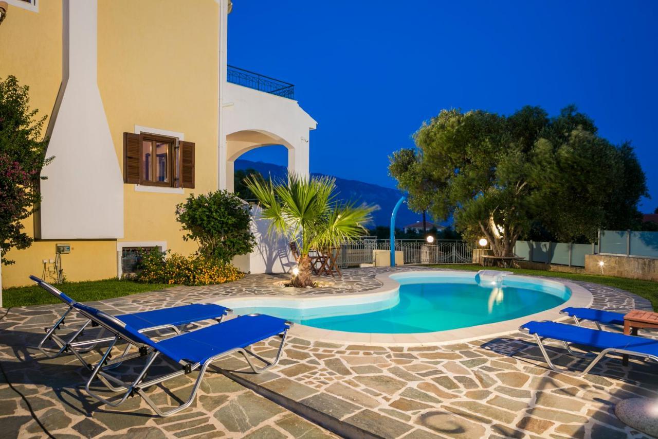 Villa Cara Metaxata Exterior photo