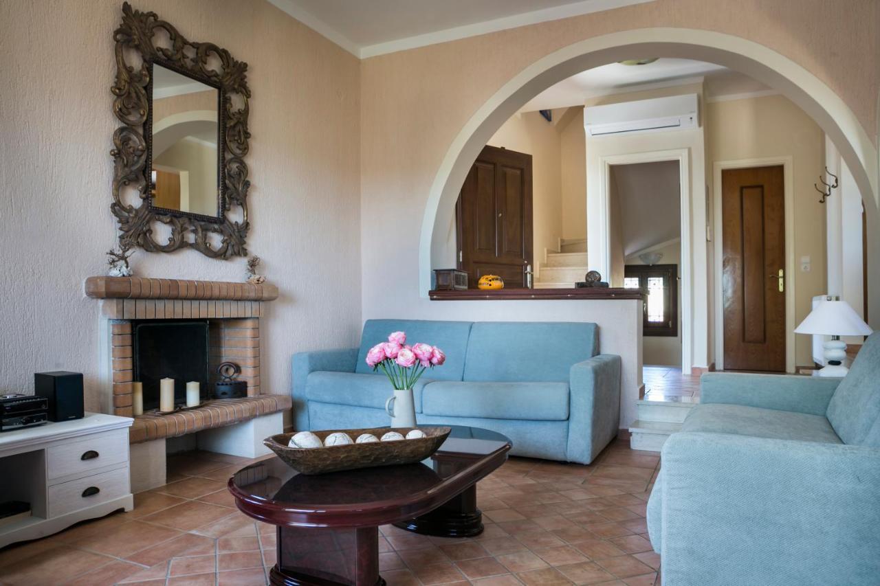 Villa Cara Metaxata Exterior photo